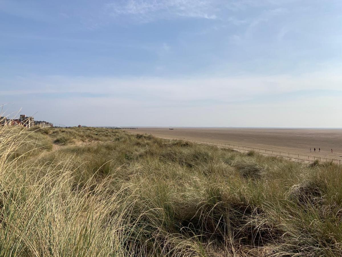 Beach Cottage Lytham St Annes Bagian luar foto